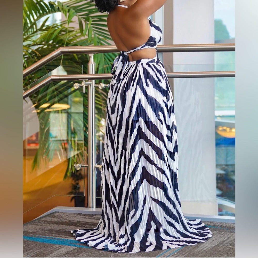 Zebra Printed Pleated Maxi Dress